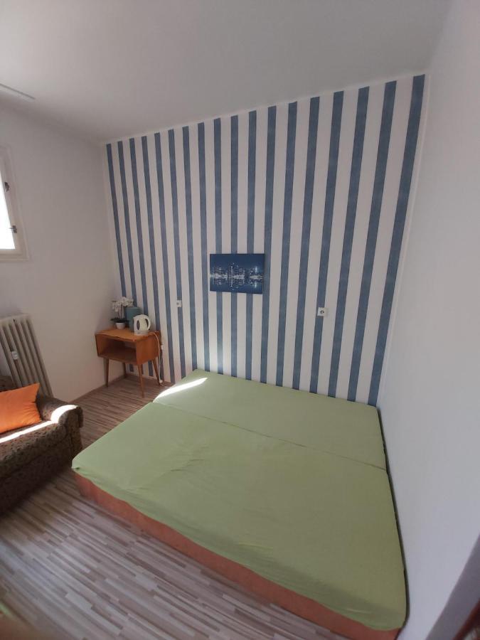 Easy Backpacker Old Town Appartement Košice Buitenkant foto