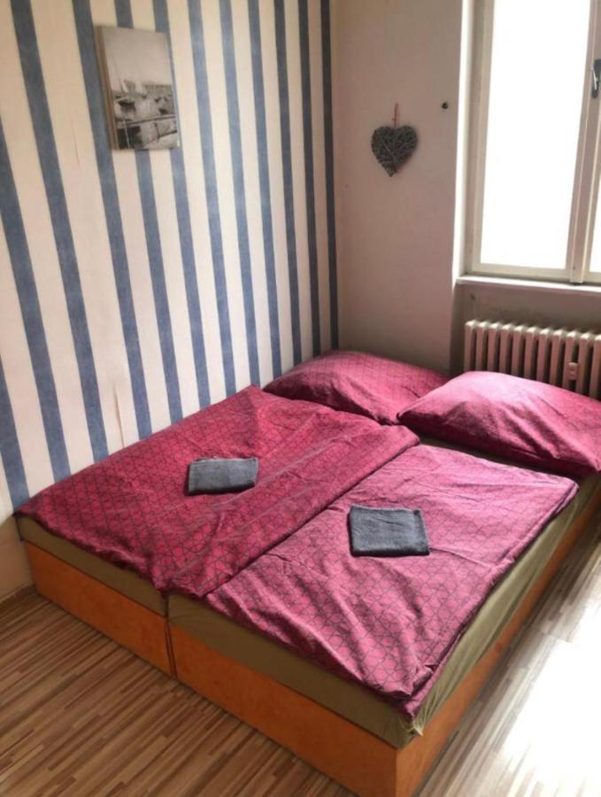 Easy Backpacker Old Town Appartement Košice Buitenkant foto